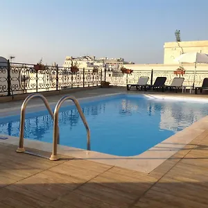 The Windsor **** Слима