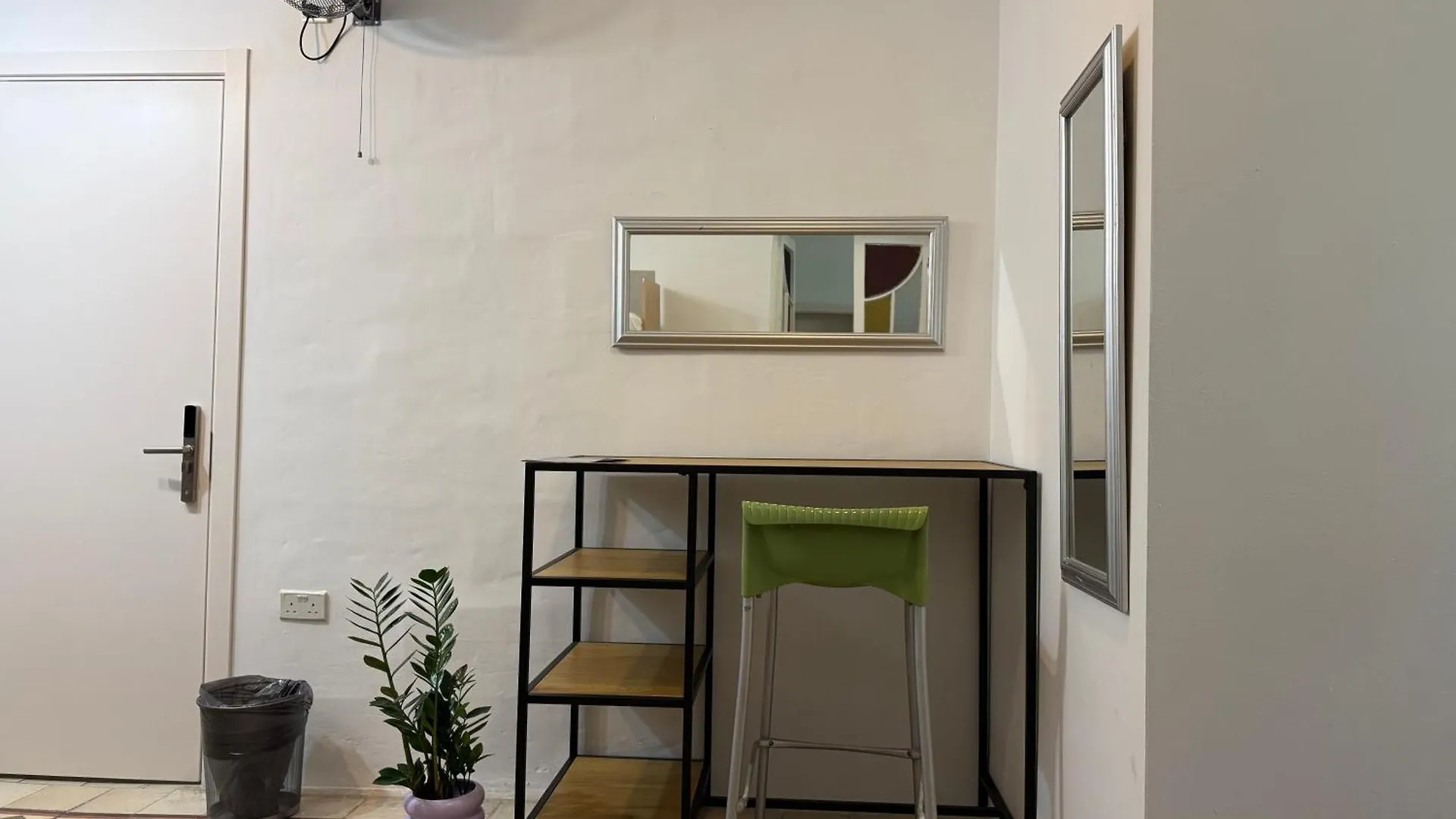 People & Places Σλιέμα Hostel